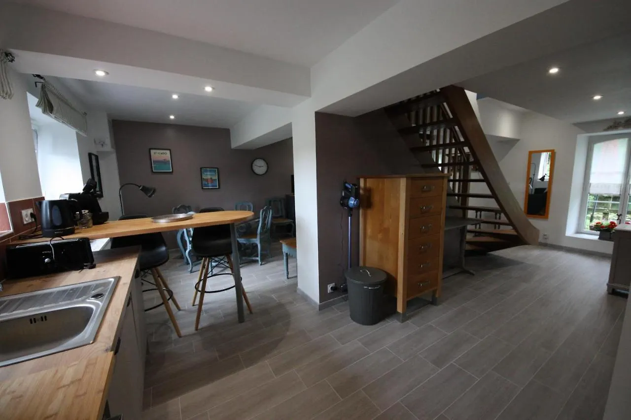 Le Gite Excalibur Bohal Apartment